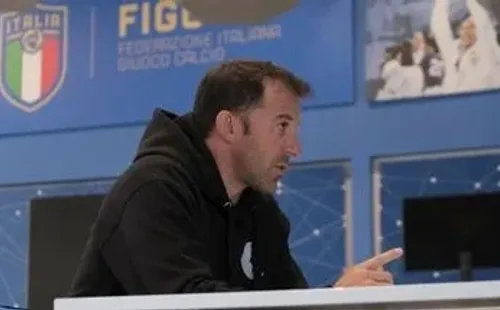 Alessandro Del Piero fue uno de los compañeros de Pizarro. Foto: FIGC