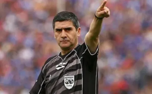 Carlos Chandía llegó a arbitrar en el Mundial de Alemania 2006.