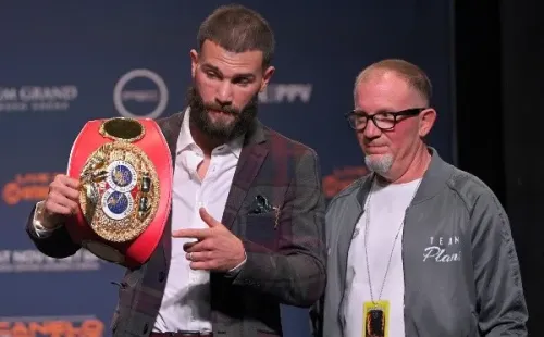 El estadounidense Caleb Plant, campeón supermerdiano del FIB, será el retador de Canelo.