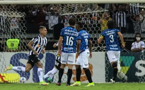 Eduardo Vargas venía de marcar ante Gremio. (Foto: Atlético Mineiro)