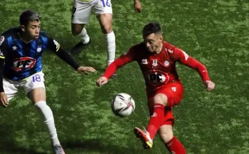 Huachipato logró un triunfo importantísimo ante Unión La Calera. (Foto: Agencia Uno)