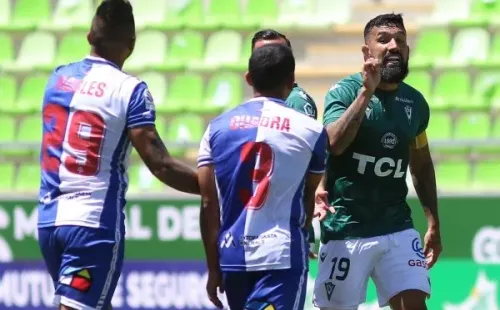 Ronnie Fernández lamenta la situación que vive en Santiago Wanderers. (Foto: Agencia Uno)