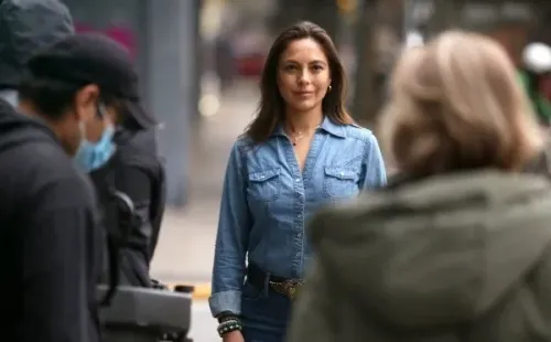 Ángeles Araya grabando los clips promocionales de Tu Día.
