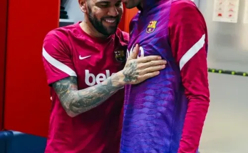 Dani Alves llegó a Barcelona para una segunda etapa. (Foto: Barcelona)