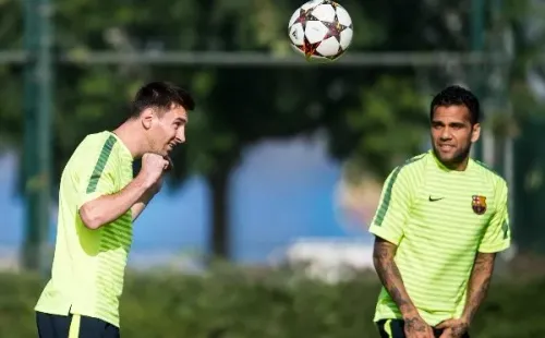 Alves retornó al Barcelona, donde buscará reeditar las glorias pasadas del equipo.