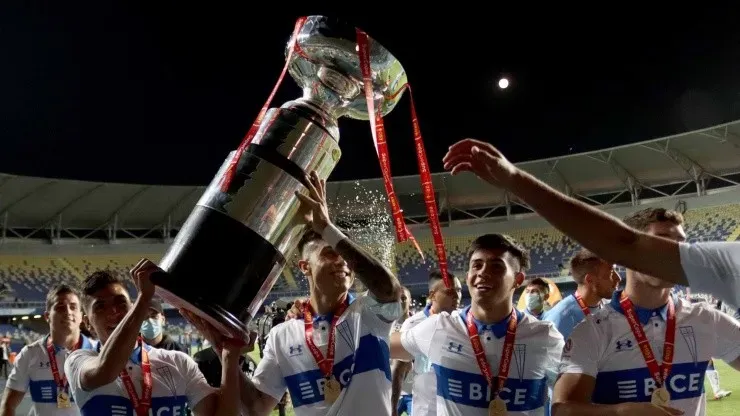 Supercopa Universidad Católica campeones ránking