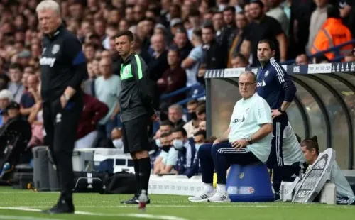 Marcelo Bielsa enfrenta este domingo al Tottenham de Antonio Conte.