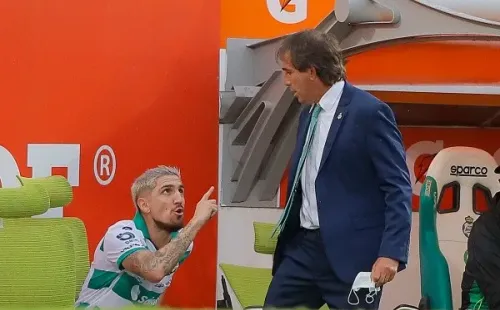Guillermo Almada tuvo, recientemente, un momento tenso con Diego Valdés. (Foto: Getty Images)