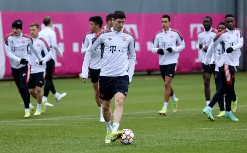 El Bayern Múnich adoptará duras medidas en contra de los jugadores de su plantel que decidan no vacunarse en contra del coronavirus. (Foto: Getty Images)