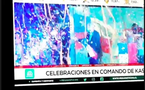 Rosemarie celebra paso a segunda vuelta de su candidato.(7)