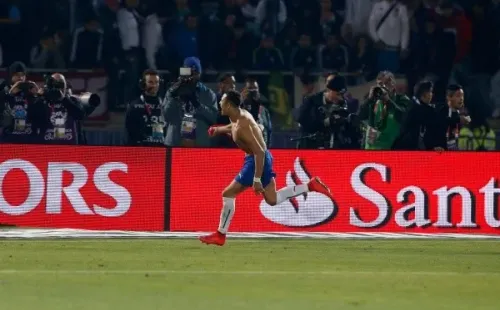 Alexis celebra el gol que le dio a Chile la Copa América el 2015. Foto: Agencia Uno