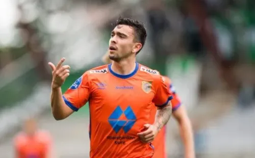 Castro volvió al fútbol de honor de Noruega.