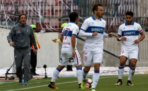 Salas estuvo tres años al mando de la UC, donde ganó dos títulos nacionales. Foto: Agencia Uno.