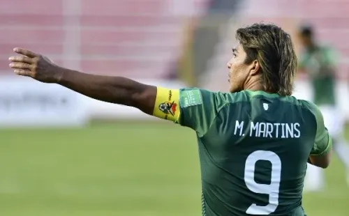El nombre del goleador boliviano volvió a rondar en la órbita del estadio Monumental.