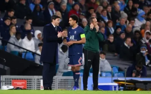 Mauricio Pochettino sigue con la sombra de la duda en el PSG. (Foto: Getty Images)