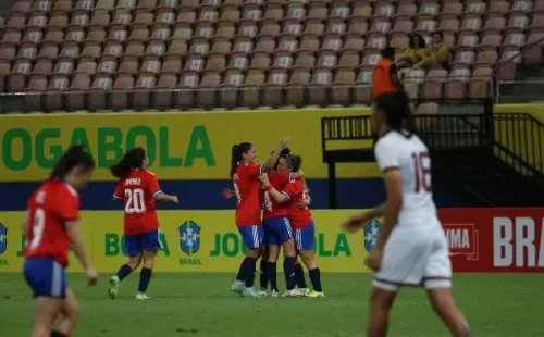 Yanara Aedo marcó un auténtico golazo de lejana distancia. (Foto: @LaRoja)