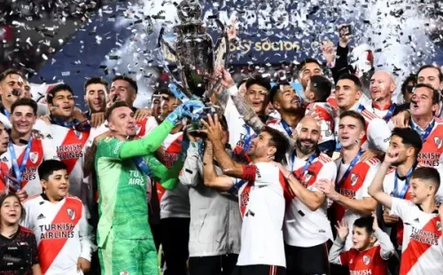 River Plate levanta la copa como campeón de Argentina
