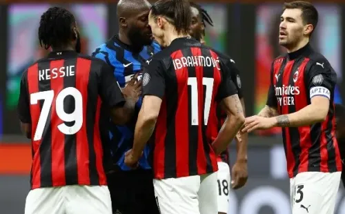 El delantero sueco reconoció que tocó una fibra sensible para Lukaku y lo desequilibró, igualmente terminó expulsado y su equipo perdió la definición. (Foto: Getty)