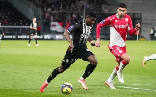 Guillermo Maripán titular en goleada 4-0 de Mónaco ante Metz por Ligue 1