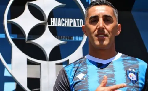 Osvaldo González no piensa en el retiro y firma con Huachipato. Foto: Huachipato