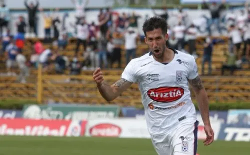 Sosa entró en la oncena ideal de Basaure por su gran campaña junto a Melipilla.