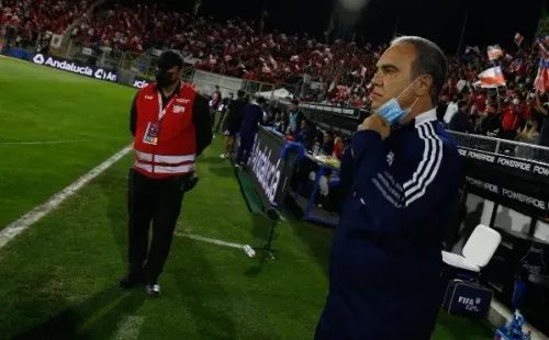 Lasarte y Chile enfrentan a México este jueves a primera hora: Machete solidariza con Colo Colo por el tema de los contagios.