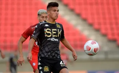 Benja Galdames en Unión Española: este jueves de madrugada enfrentará a Chile con México.