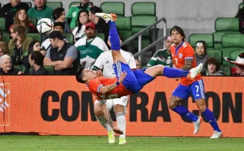 Chile puso el corazón en la cancha y le sacó un agónico empate a México. Foto: Comunicaciones ANFP