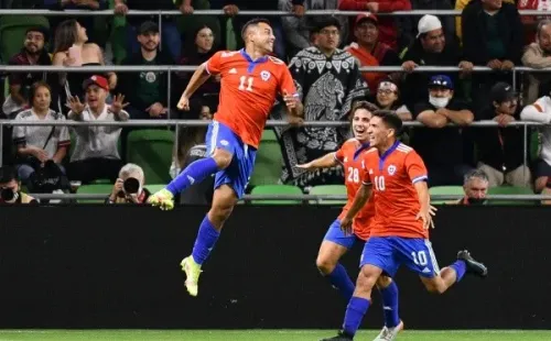 Carlos Caszely se mostró conforme con lo mostrado por la selección chilena ante México. Foto: ANFP