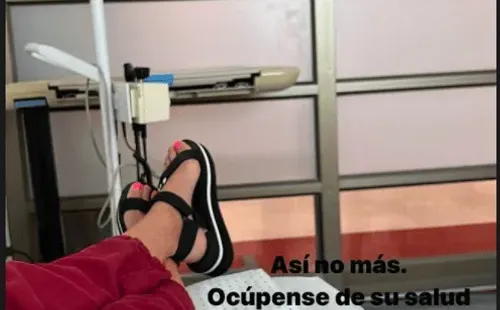 Karen Bejarano termina en la clínica por crisis de ansiedad.(3)