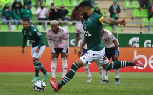 A pesar del amargo descenso de Santiago Wanderers, Ronnie Fernández fue uno de los puntos más altos del equipo y fichará por Colo Colo. (Foto: Agencia UNO)