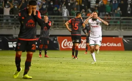 Deportes Temuco se impuso en la ida y tiene la ventaja para disputar el ascenso a Primera División. Pero Deportes Copiapó todavía no baja los brazos. Foto: Agencia Uno