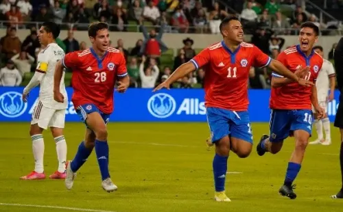 Chile enfrenta a El Salvador esta noche cerrando el año 2021. La Roja va por el triunfo que le empareje la estadística de esta temporada. Foto: Getty Images