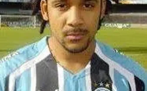 Jean Beausejour estuvo en Gremio en la segunda división