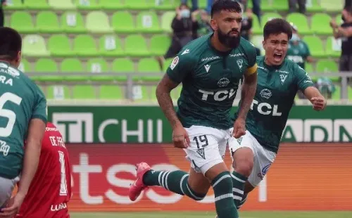 Ronnie Fernández es uno de los jugadores que está listo en Colo Colo
