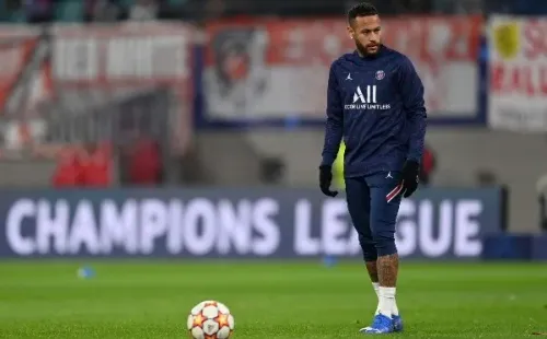 La serie mostrará gran parte de su carrera, siendo la camiseta del Paris Saint-Germain la que defiende en la actualidad el crack brasileño. (Foto: Getty)