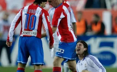 Kun Agüero y Sergio Ramos se enfrentaron en el derbi madrileño y sacaron chispas con sus choques en La Liga de España. (Foto: Getty)