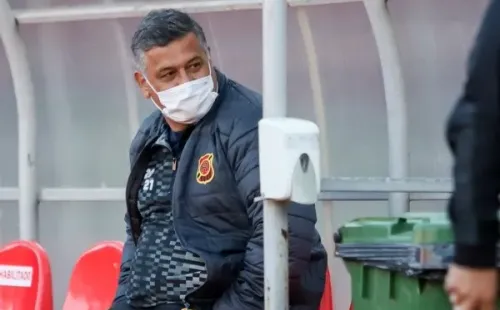 Ronald Fuentes dejó su puesto en Rangers de Talca y es el nuevo técnico de Audax Italiano. Foto: Agencia Uno