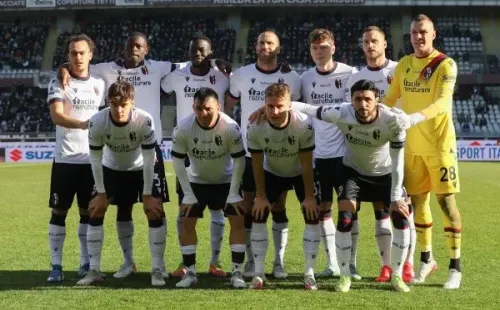 Al titularísimo Gary Medel le quieren renovar por un año más en el Bologna.
