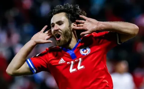 Ben Brereton la rompe en el Blackburn y en la selección chilena:Alex Crook le regaló un gran elogio.