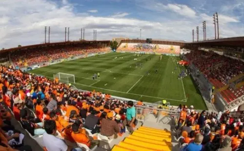 Chile y Argentina se verán las caras en Calama por eliminatorias. Eso sí, no hay razones para confiarse, aseguraron desde la Roja. Foto: Agencia Uno