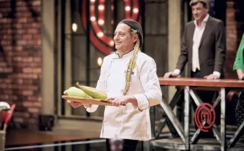 ¿Quiénes son los semifinalistas de Masterchef Celebrity?Gastón Bernardou.