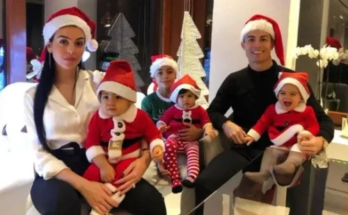 Cristiano Ronaldo también tiene su corazón navideño (Instagram)