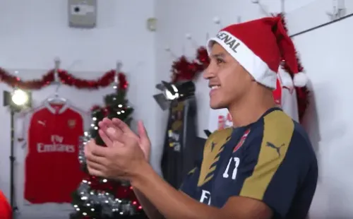 Alexis Sánchez el verdadero Viejito Pascuero del fútbol mundial (Arsenal)