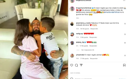 Arturo Vidal compartió con sus hijos en su casa para pasar Navidad. (Foto: Captura)