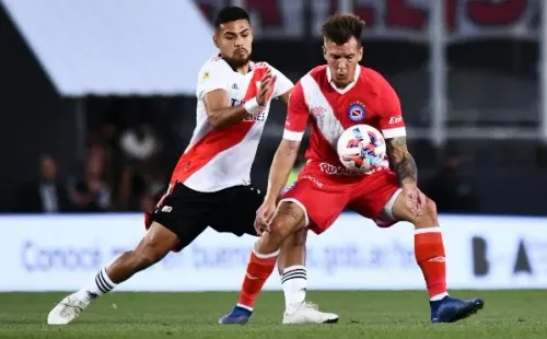 Nicolás Reniero protagonizó uno de los fails más impactantes del 2021 en la Superliga de Argentina. (Foto: Getty)
