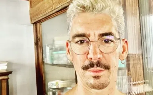 Felipe Ríos sorprende con drástico cambio de look.(3)