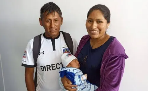 Los padres felices con el nacimiento de Griezmann Mbappé. Foto: Las Últimas Noticias