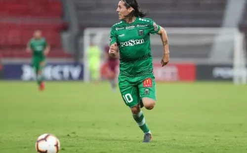 El jugador de 39 años podría dar el paso al costado de las canchas para sentarse a dirigir en las bancas y continuar haciendo carrera en el fútbol. (Foto: Agencia UNO)