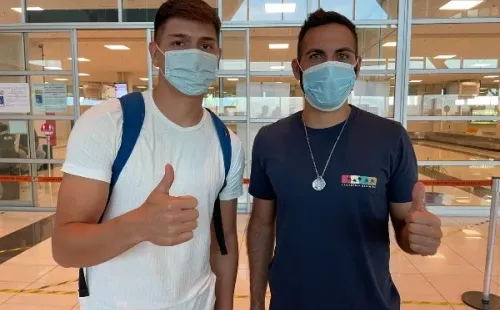 Los nuevos refuerzos de Cobreloa ya están en Calama y pasarán a ser dirigidos por Emiliano Astorga para la temporada 2022. (Foto: Cobreloa)